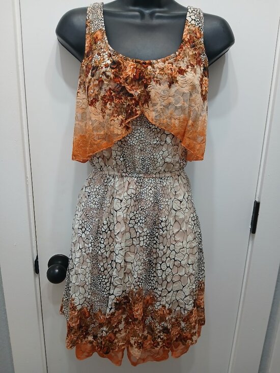 American Rag Dresses & Skirts - American Rag Fall Lace Dress🧡🤎